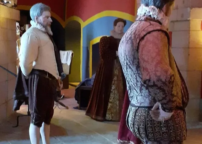 Château Des Princes  Calme Et Sérénité Au Cœur De * Sedan